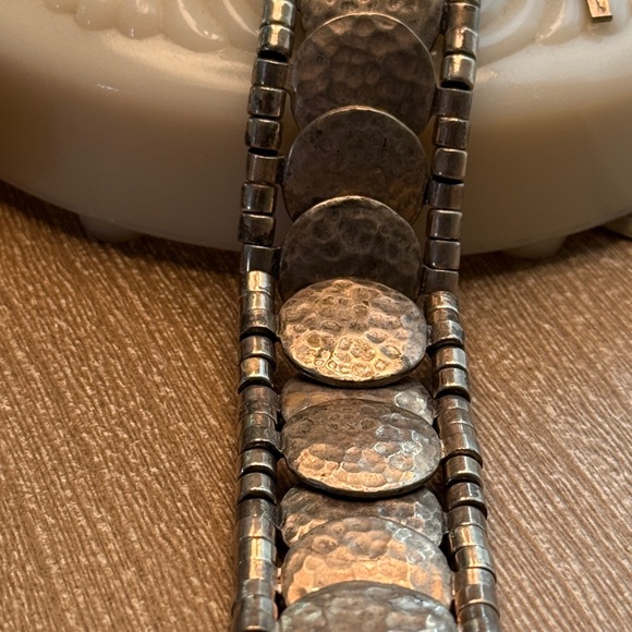 Jewelmint Mumbai Silver Tone Hammered Disc Boho 8" Bracelet  1.25" Wide - Picture 6 of 7